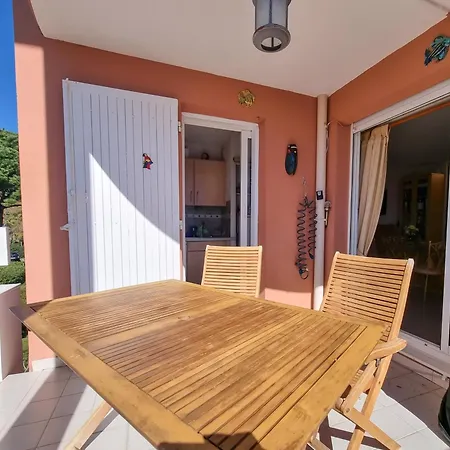 Daire Les Arbousiers - T3 Avec Clim Et Parking Le Lavandou